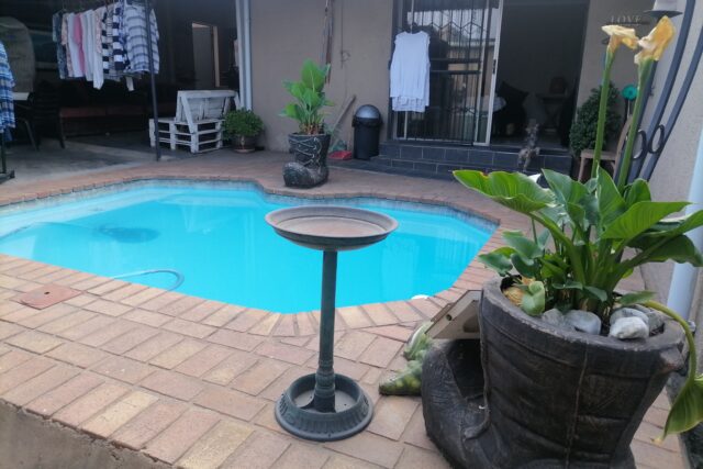 5 Bedroom House for Sale in South Hills